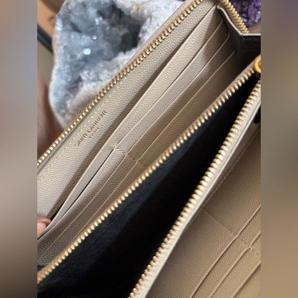 Yves Saint Laurent Tan Quilted Wallet - Picture 8 of 12